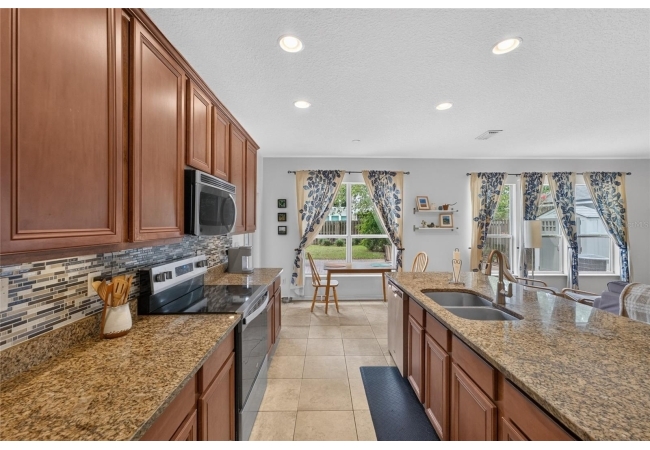 8206 NW 52ND ST House photo 13