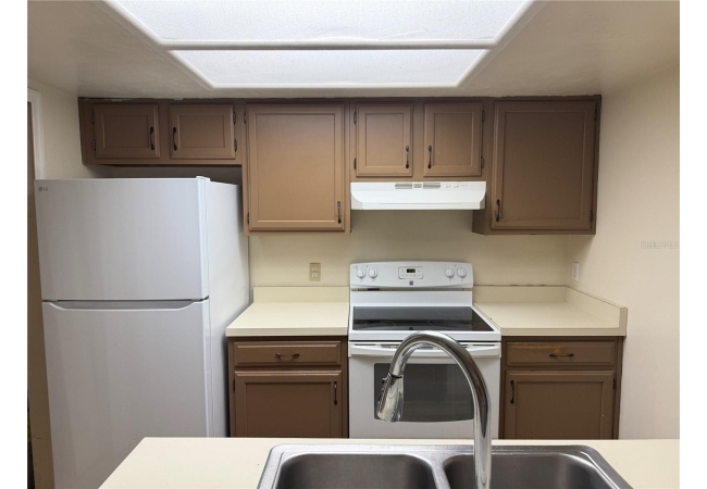 900 SW 62ND BLVD #G41 Condo photo 5