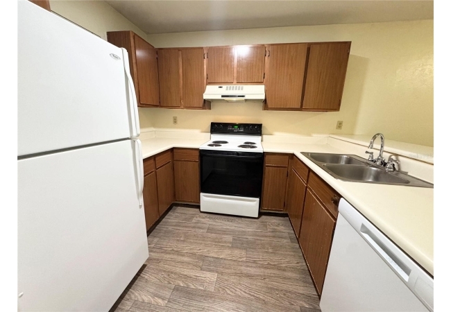 83 SE 16TH AVE #E303 Condo photo 3