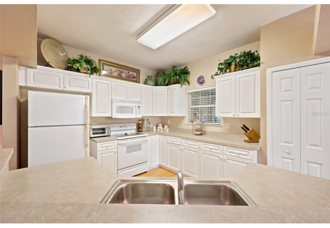 2760 NW 105TH DR Condo photo 11
