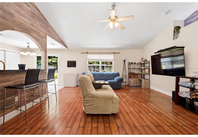 17686 NW 239TH TER House photo 6