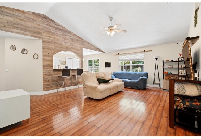 17686 NW 239TH TER House photo 7