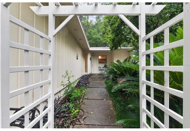 11413 NW 67TH TER Condo photo 6