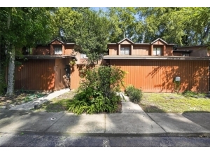924 SW 57TH DR