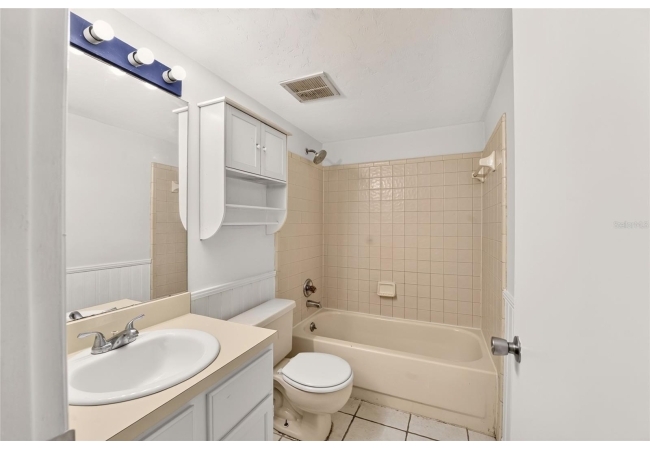 924 SW 57TH DR House photo 15