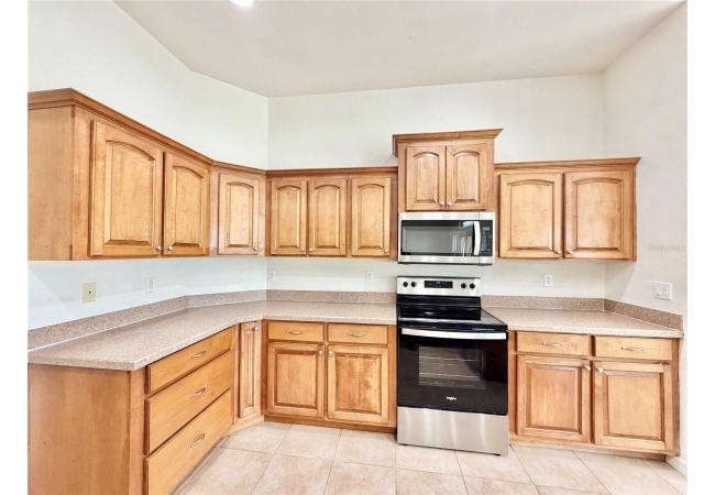 10144 SW 98 TER House photo 17