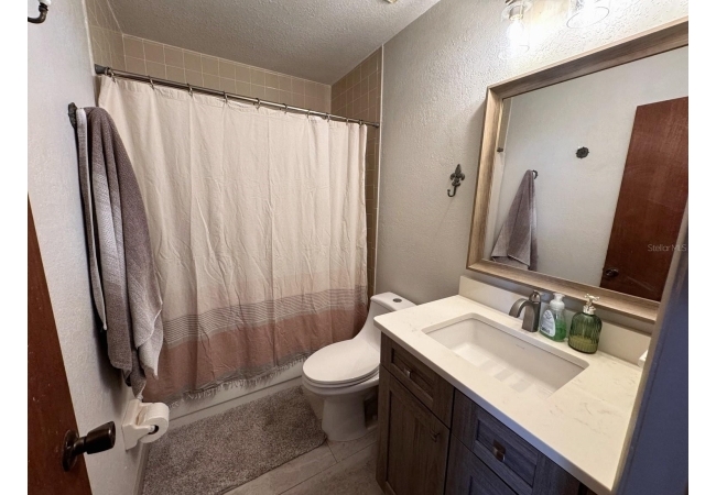 3414 NW 21ST DR #E4 Condo photo 12