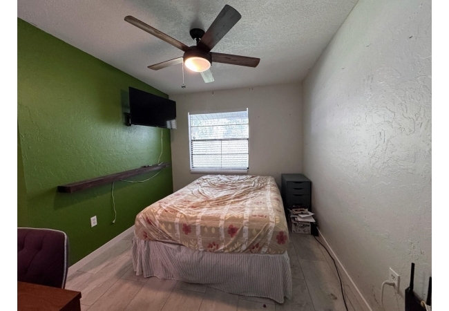 3414 NW 21ST DR #E4 Condo photo 14