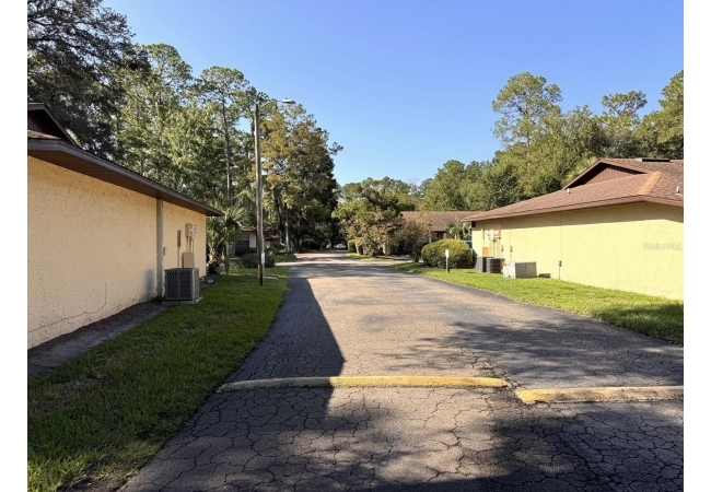 3414 NW 21ST DR #E4 Condo photo 18