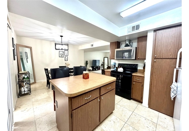 407 NW 39TH RD #407C Condo photo 24