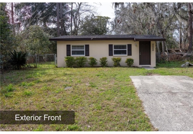 2220 SE 46TH TER House photo 1