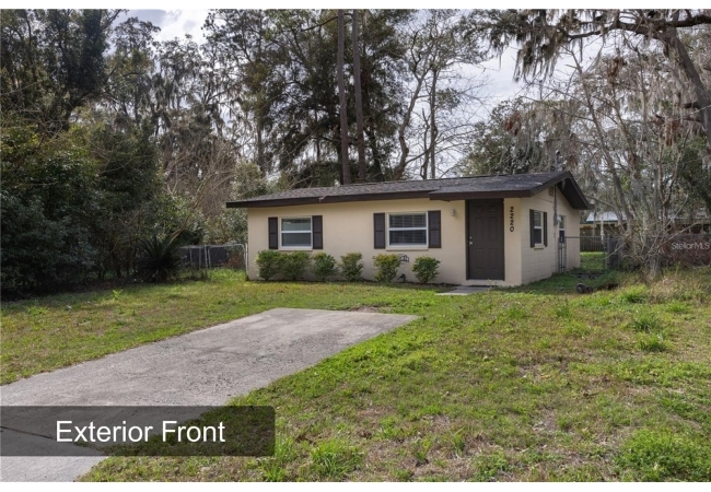 2220 SE 46TH TER House photo 2