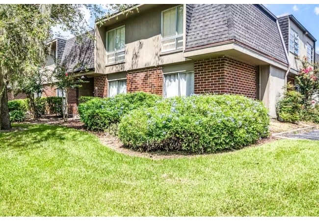 1700 SW 16TH CT #K24 Condo photo 1