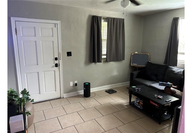 1220 NW 31 AVE House photo 3