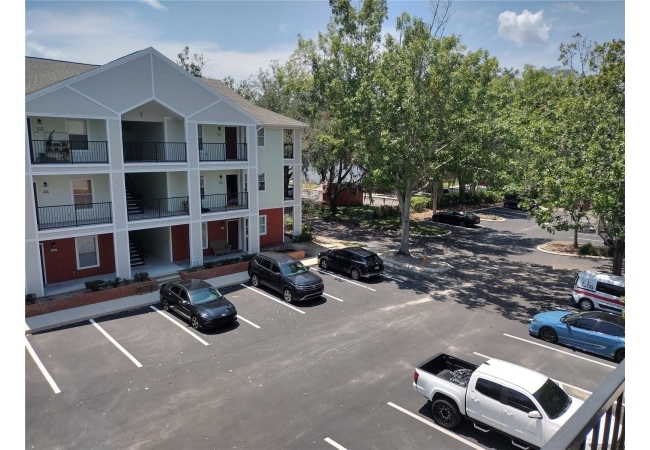 2360 SW ARCHER RD #510 Condo photo 1