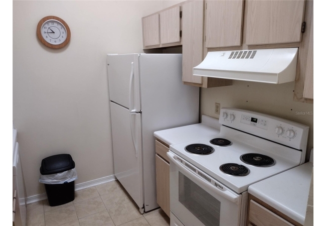 2360 SW ARCHER RD #510 Condo photo 5