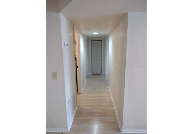 2360 SW ARCHER RD #510 Condo photo 12