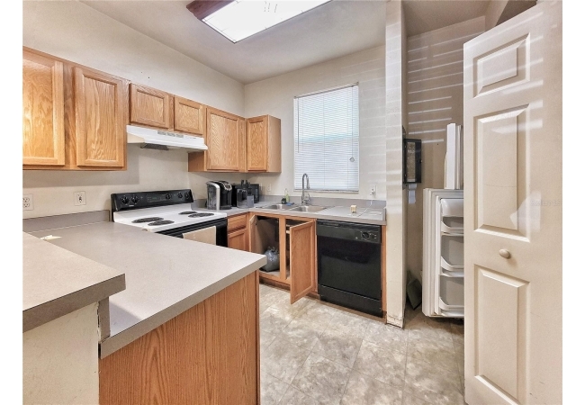 3552 SW 30TH WAY #146 Condo photo 9