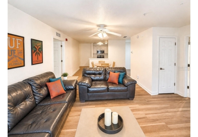835 SW 9TH ST #210 Condo photo 5