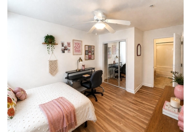 835 SW 9TH ST #210 Condo photo 13