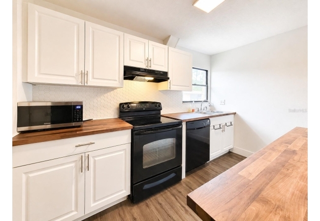 2811 SW ARCHER RD #Z242 Condo photo 7
