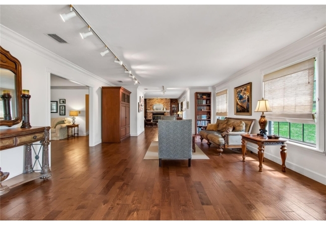 House photo 18