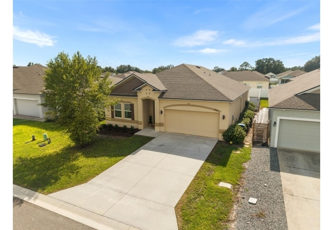 892 NW 251ST DR House photo 1