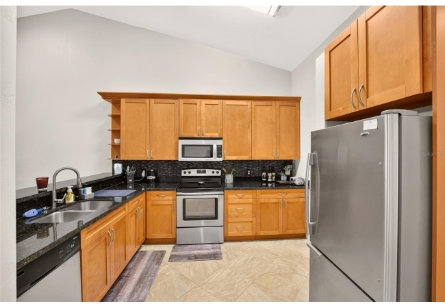 4700 SW ARCHER RD #127 Condo photo 7