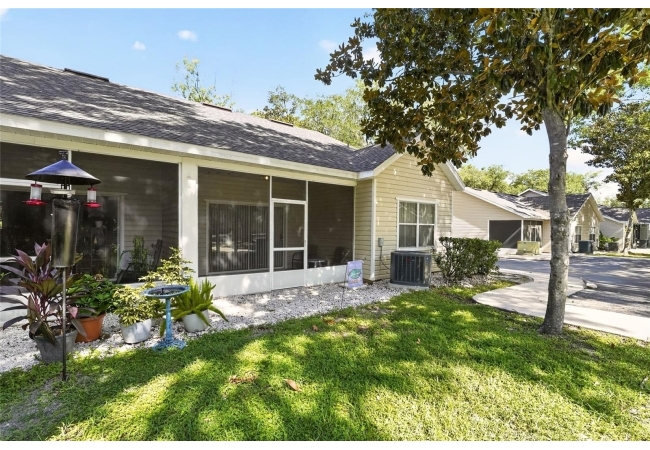 4700 SW ARCHER RD #127 Condo photo 37