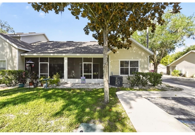 4700 SW ARCHER RD #127 Condo photo 38