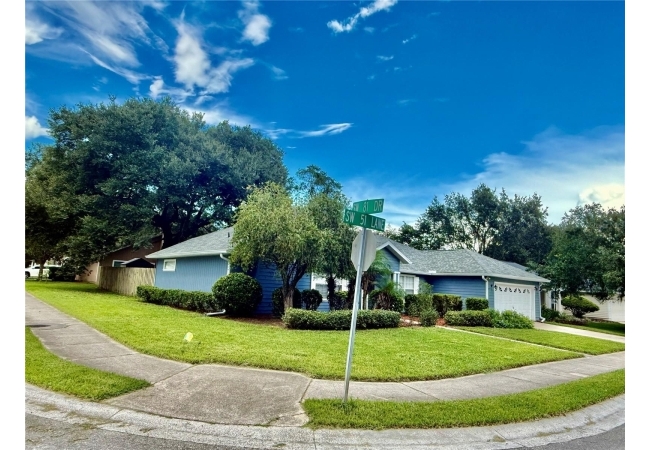 8032 SW 51ST LN House photo 2