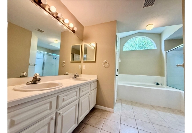 8032 SW 51ST LN House photo 7