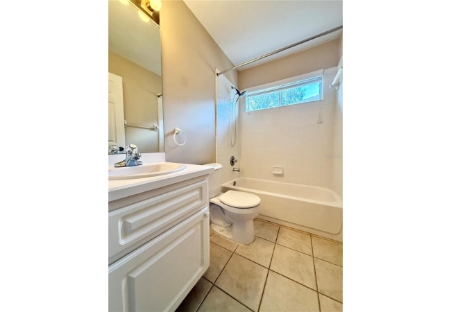 8032 SW 51ST LN House photo 12