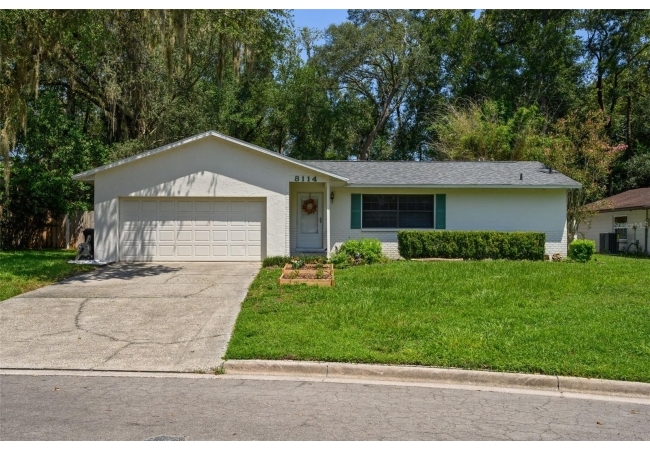 8114 SW 12TH PL House photo 1