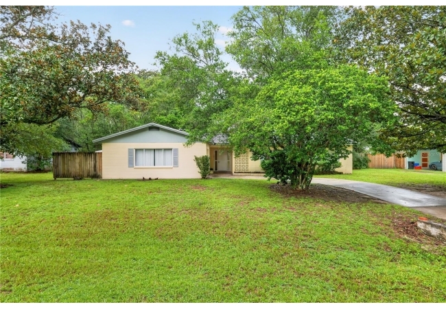 2002 NW 36TH DR House photo 8