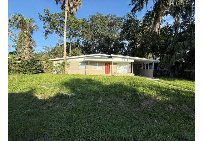 536 NE 12TH CT House photo 1