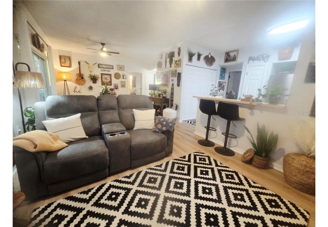 10000 SW 52ND AVE #D17 Condo photo 13