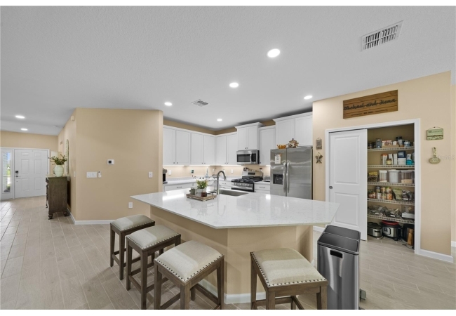 13669 NW CONVERGENCE BLVD House photo 11