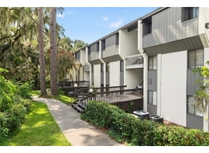 2842 SW 14TH DR #103