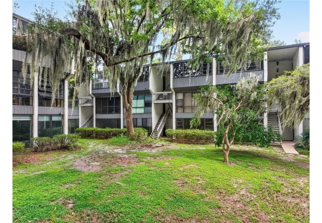2842 SW 14TH DR #103 Condo photo 38