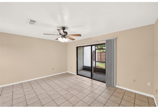 2635 SW 35TH PL #1506 Condo photo 9