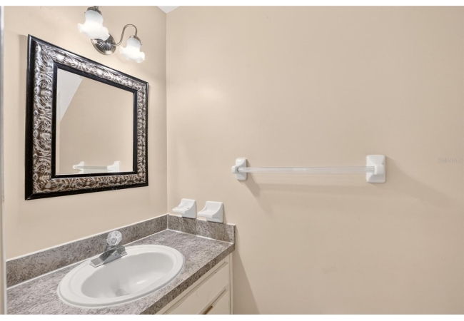 2635 SW 35TH PL #1506 Condo photo 17