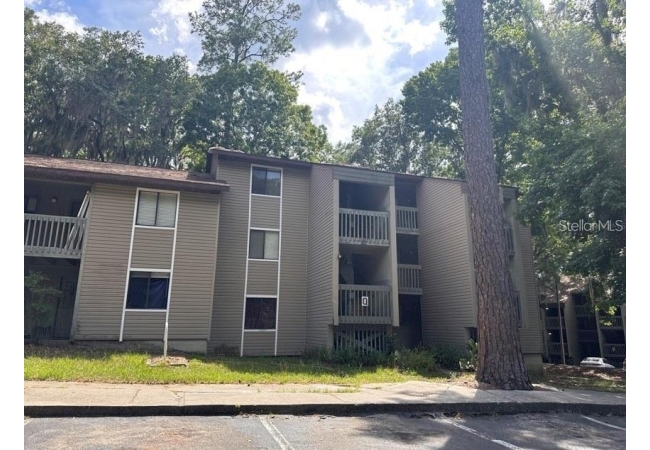 109 SE 16TH AVE #Q101 Condo photo 1