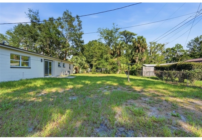 1617 SE 14TH AVE House photo 28