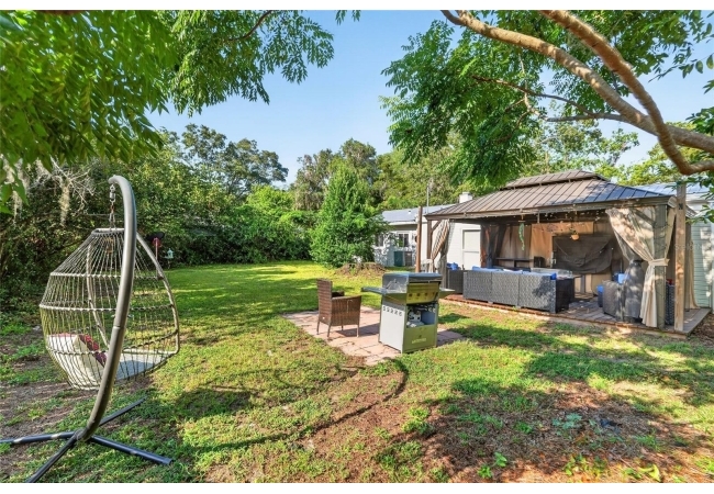 3929 NW 20TH TER House photo 42