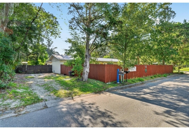 3929 NW 20TH TER House photo 44