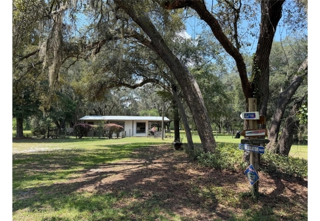 28622 N STATE ROAD 121 House photo 1