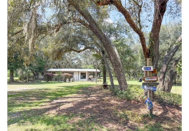 28622 N STATE ROAD 121 House photo 1