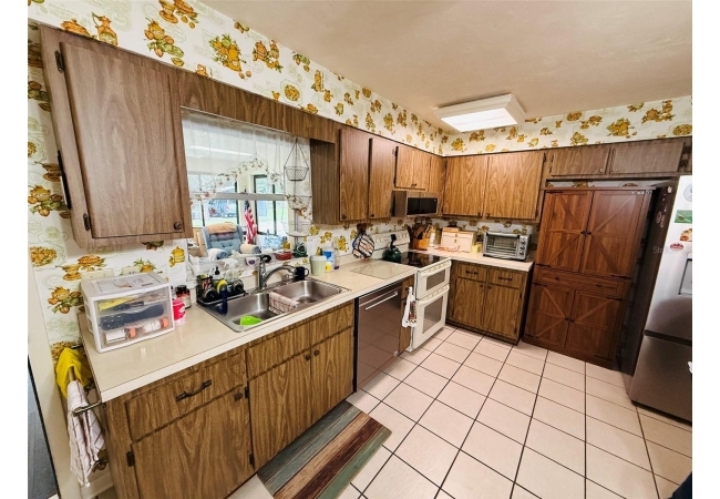 7510 NW 128TH PL House photo 9