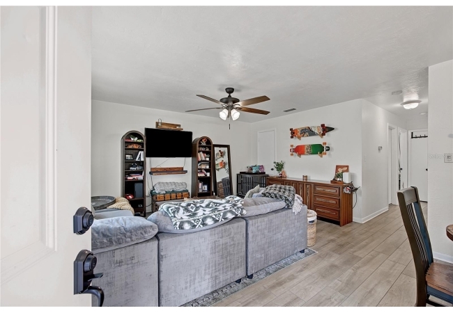3934 SW 26TH DR #5 Condo photo 6